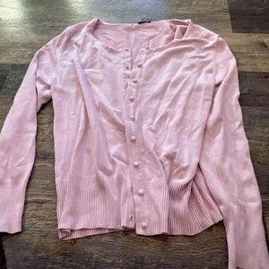 Light pink sweater from Vila Milano